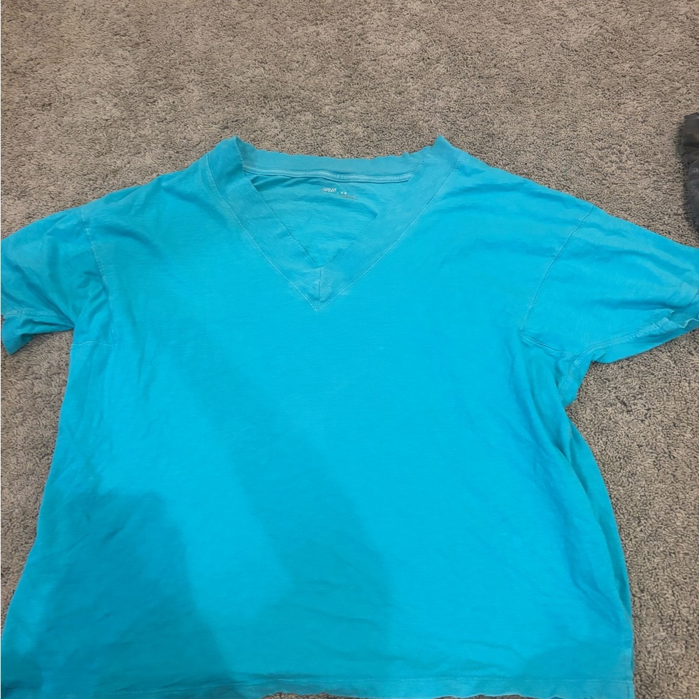 Aerie Turquoise V-Neck Short Sleeve Tee